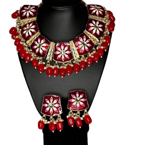 Gold Plated Designer Meenakari And Kundan Designer Choker Necklace Set - Picture 4 of 4